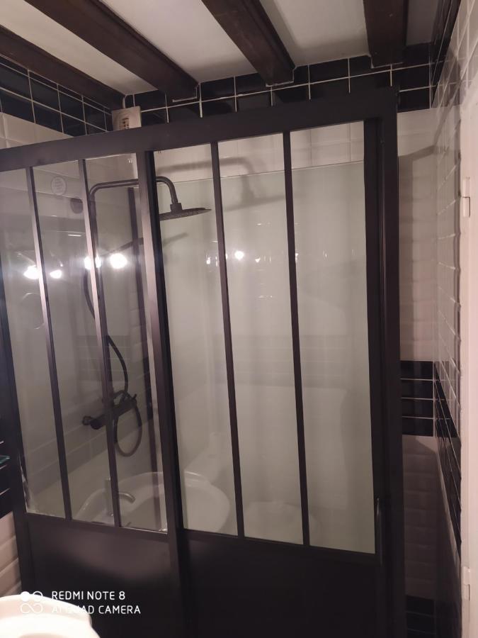 Bel Appartement A Honfleur Bagian luar foto