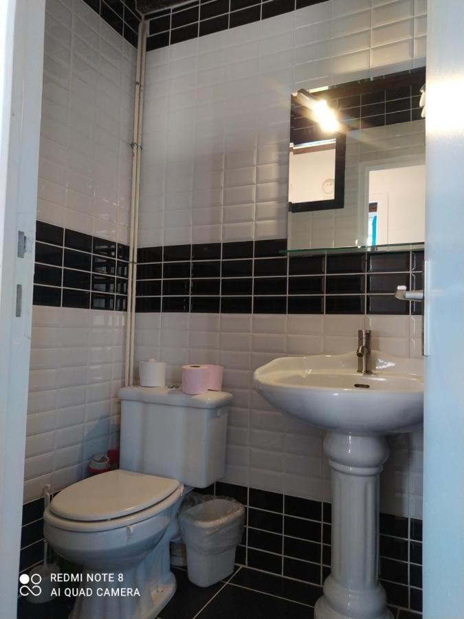 Bel Appartement A Honfleur Bagian luar foto