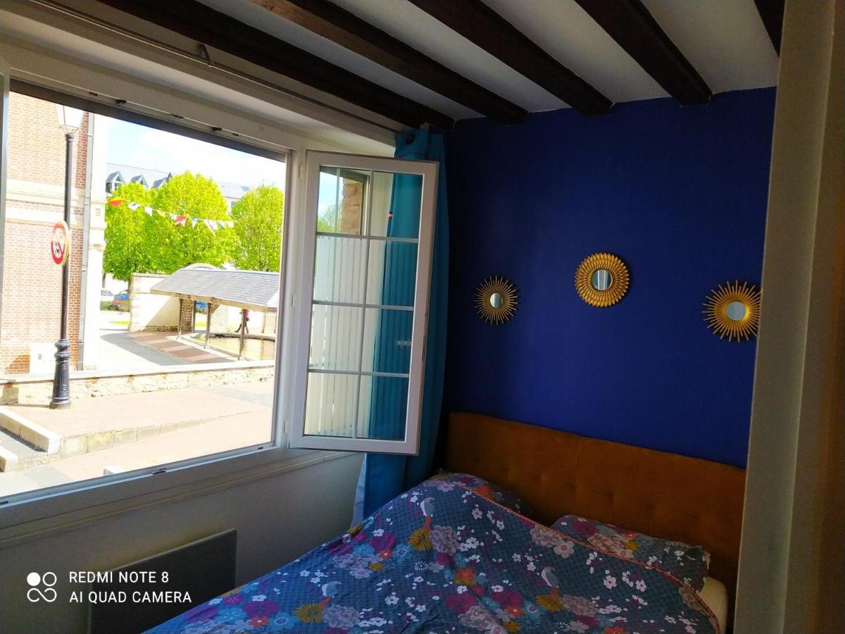 Bel Appartement A Honfleur Bagian luar foto